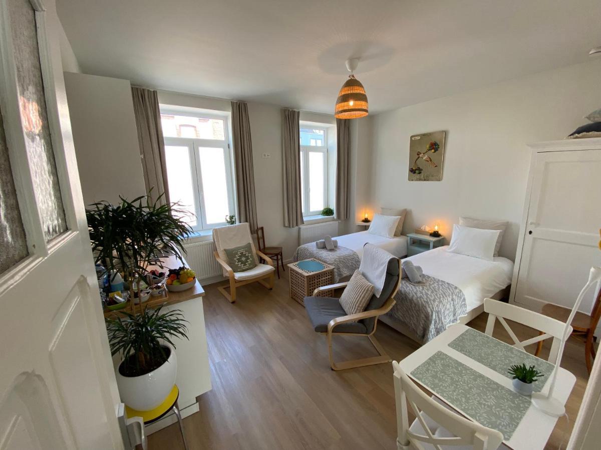 Logies-M Comfort Studios Inc Bikes B&B Остенде Экстерьер фото