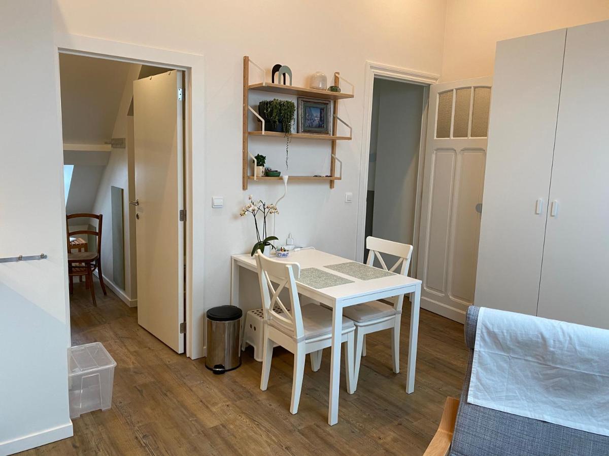 Logies-M Comfort Studios Inc Bikes B&B Остенде Экстерьер фото